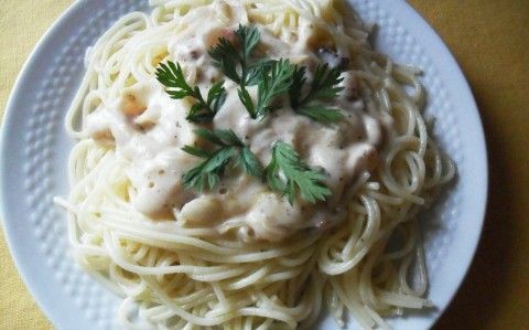 Kolozsvári szalonnás, sajtkrémes spagetti